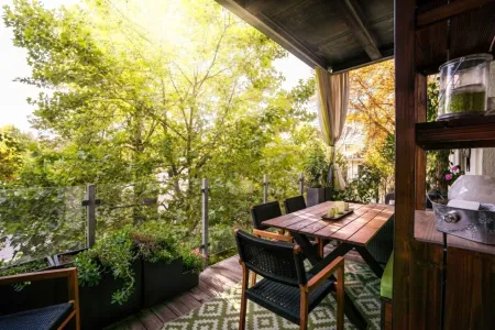 Südbalkon Richtung Garten