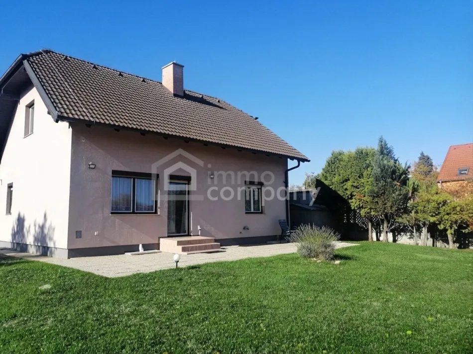 --> Familien - HIT auf 1802m² Grund - Titelbild