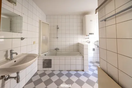 Badezimmer Wohnung 1. OG