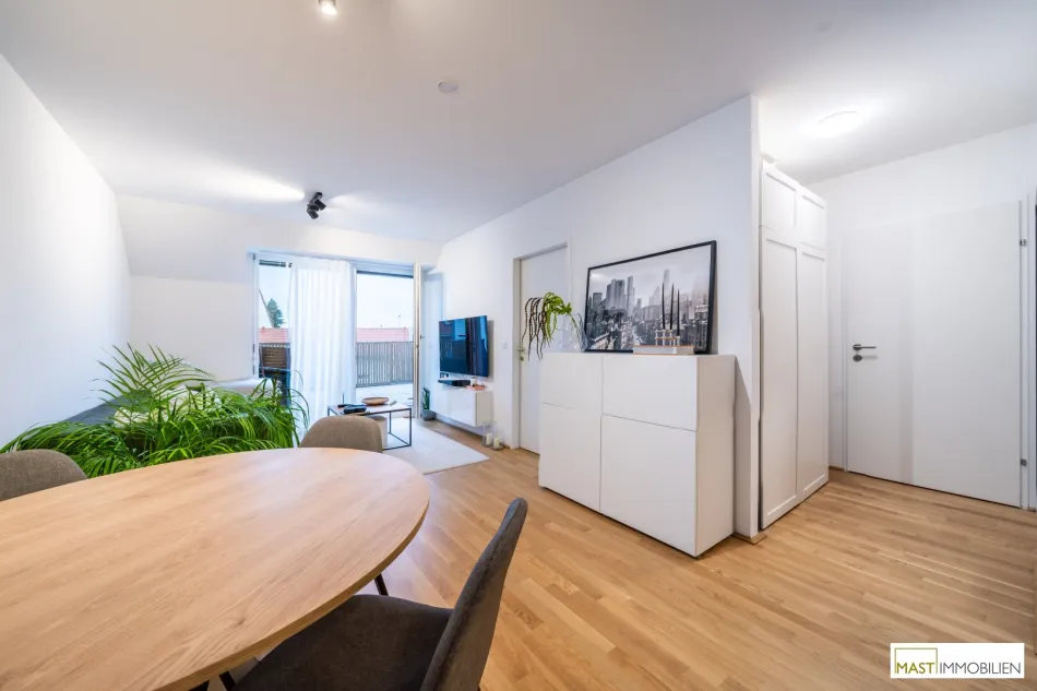 Attraktive 2-Zimmer-Wohnung mit Balkon nahe der Alten Donau und Donauzentrum - Bild
