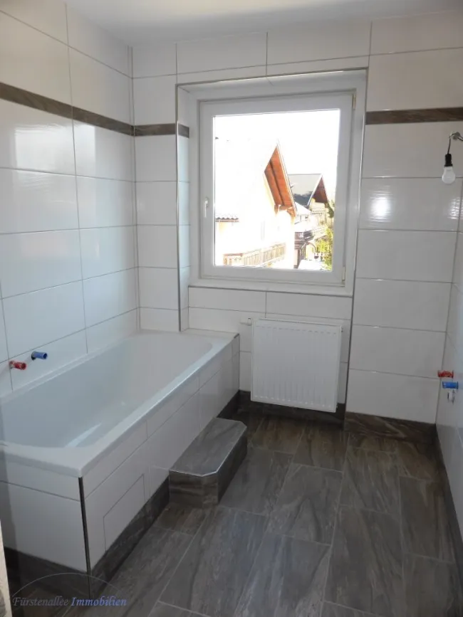 PROVISIONSFREI - MIETE GLANEGG - Jagerbauernweg: Neuwertige, schöne 77 m² 3 Zimmer-Wohnung - inkl. 11 m² Süd-Loggia - Bild