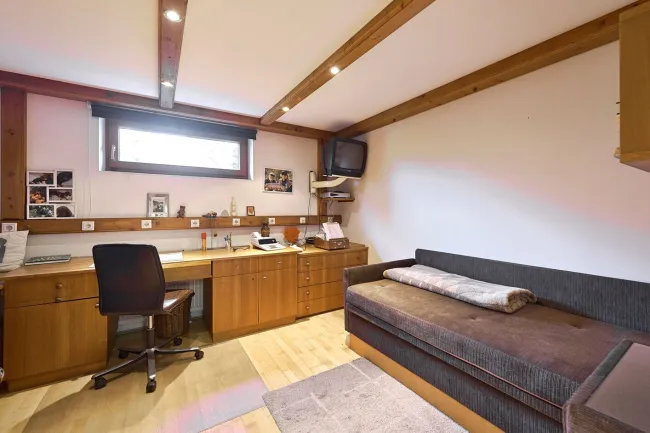 Büro Untergeschoß
