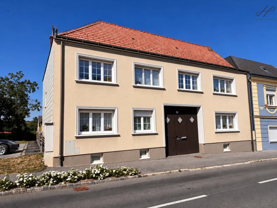 Charmantes Bauernhaus mit ca. 220 m² Wohnfläche, Garten und vielseitigen Nebengebäuden in Draßmarkt - Titelbild