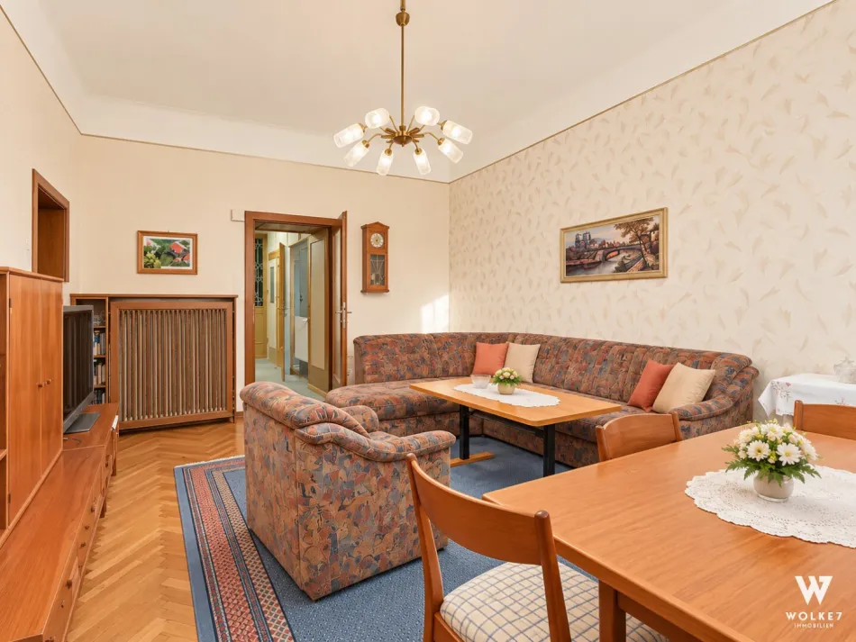 Altbaucharme: 3-Zimmer-Wohnung mit Potential | ca. 75 m² | Ruhige Lage | Top-Infrastruktur - Bild