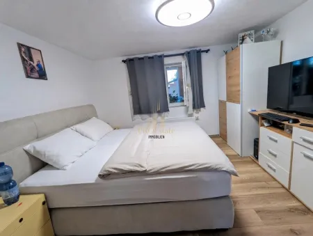 Schlafzimmer EG