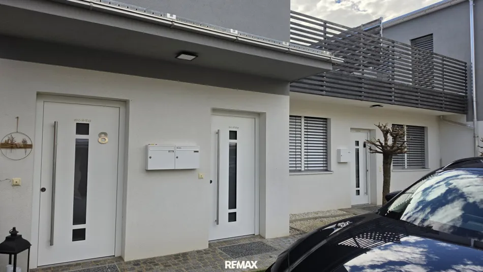 Helles, großzügiges Wohnzimmer