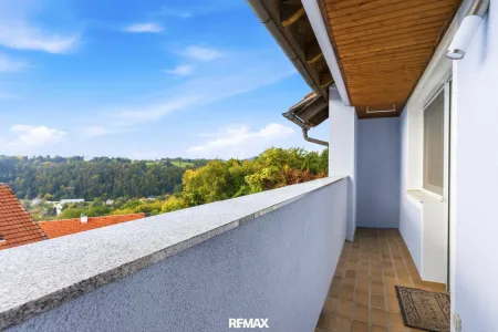 Balkon EG
