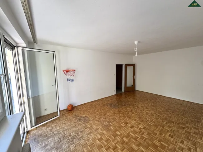 3,5 ZIMMER WOHNUNG MIT GROSSER LOGGIA & STELLPLATZ - IDEALE RAUMAUFTEILUNG - Bild