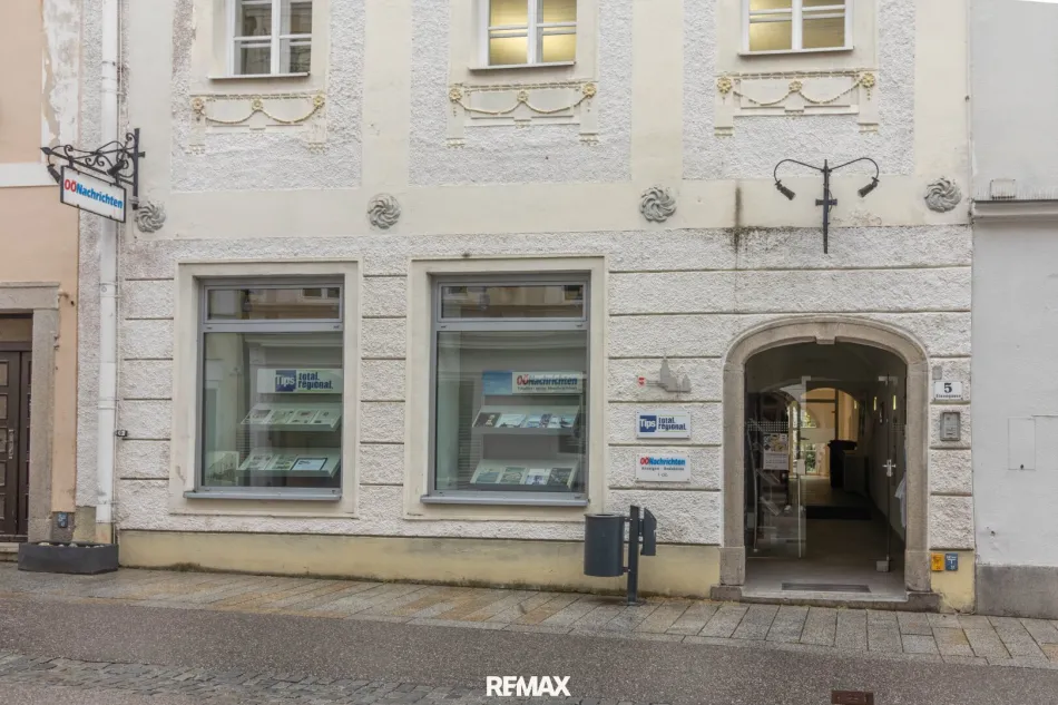 Attraktive Gewerbefläche mit vielseitigen Nutzungsmöglichkeiten im Herzen von Freistadt - Titelbild