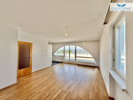 Großzügige Wohnungen mit Loggia oder Terrasse zur Miete