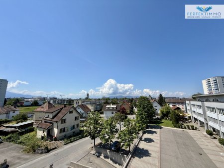 Großzügige Wohnungen mit Loggia oder Terrasse zur Miete