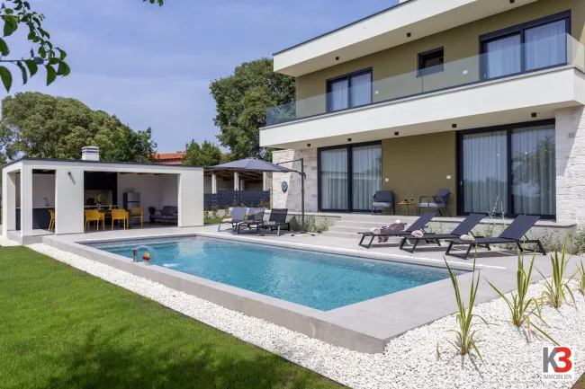 K3 - Die grüne Oase: Exklusive Villa in Istrien - BEZUGSFERTIG !!! - Titelbild