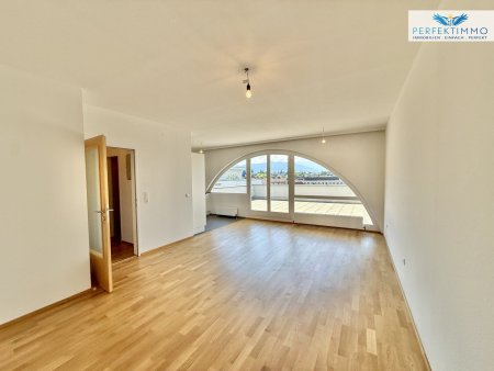 Großzügige Wohnungen mit Loggia oder Terrasse zur Miete
