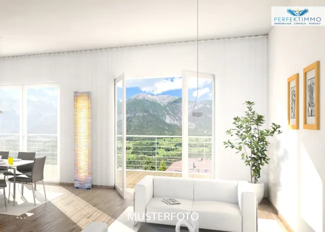 Hochwertiges Einfamilienhaus in schöner Ruhelage mit einzigartiger Aussicht - Titelbild