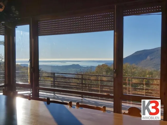 K3 ITALIEN - CHALET MIT GARDASEEBLICK - Titelbild