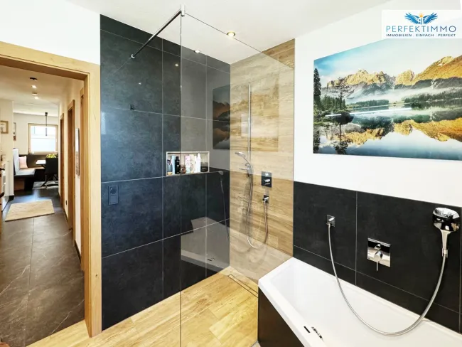 Hochmoderne Gartenwohnung mit feinster High-End-Ausstattung - Titelbild