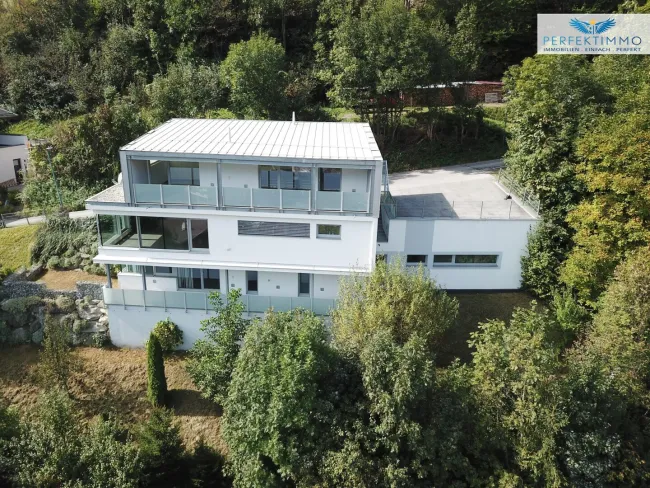 Jetzt nach Preisreduktion noch attraktiver: Doppelhaus mit Traumaussicht - Titelbild