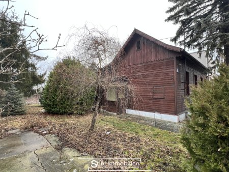 Attraktives Entwicklungsgrundstück mit Altbestand im 22. Bezirk – Neubaupotential nahe Bahnhof Süßenbrunn