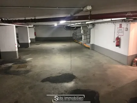 Neuer Preis!!! KFZ Tiefgaragenplatz in der Wallrißstraße 1180 Wien zu verkaufen