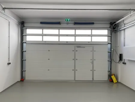 Halle 87m² mit ebenerdiger Einfahrt in Top Lage im Industriezentrum