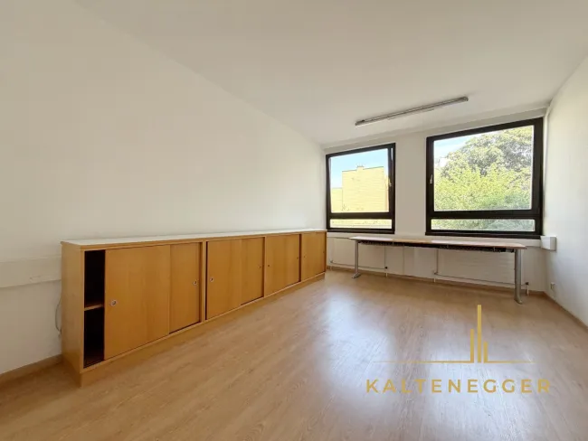 Großzügiges Büro mit 6 Zimmern in bester Lage der Josefstadt – unbefristete Vermietung - Titelbild