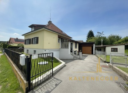 Familiäres Haus mit Potential