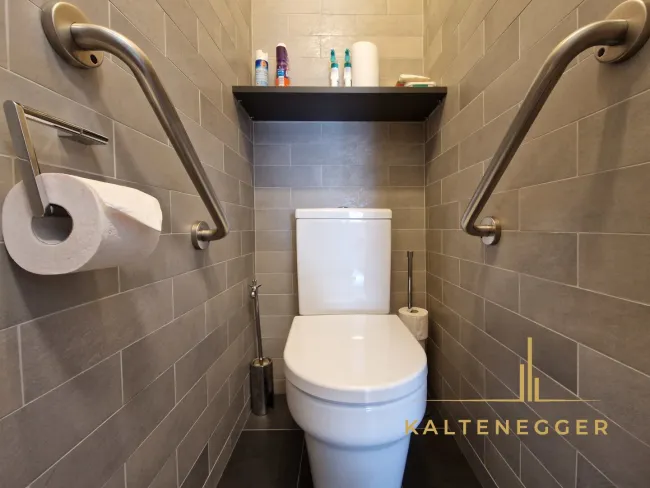 EG: WC
