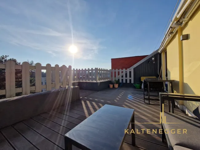 Terrasse ca. 21,55 m², südwestlich ausgerichtet