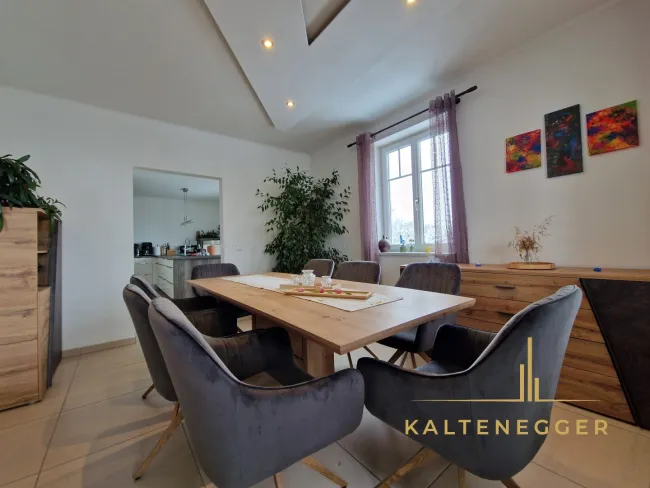 Wohneinheit 2: Esszimmer ca. 13,95 m²