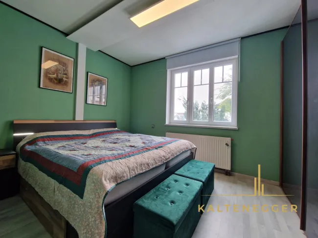 Wohneinheit 2: Schlafzimmer ca. 11,70 m²