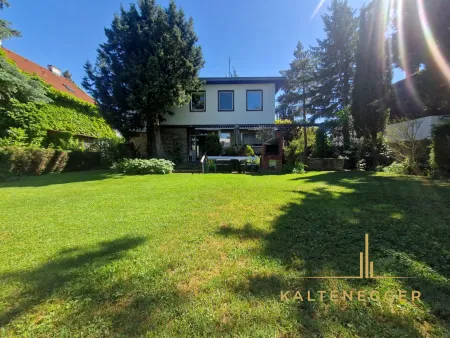 Haus + Garten Hinteransicht