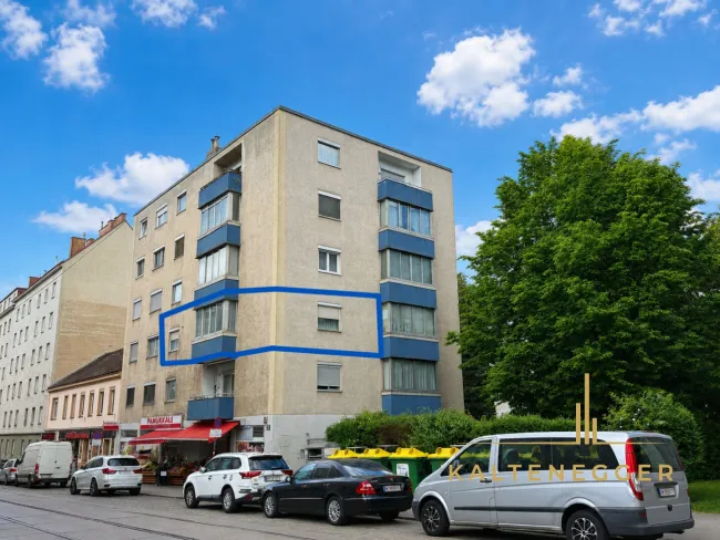 Aussenansicht - Wohnung im 2. Stock: Schlafzimmer rechts zum Innenhof