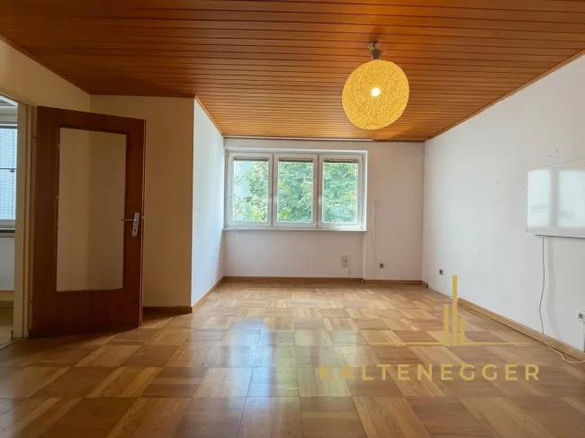 Sanierungsbedürftige 2-Zimmer-Wohnung in unmittelbarer Nähe zum Augarten - Titelbild