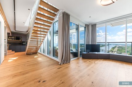 orea | Penthouse im Marina Tower – Maisonette mit Dachterrasse über der Donau