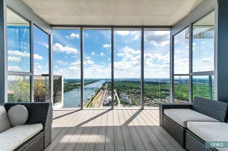 orea | Penthouse im Marina Tower – Maisonette mit Dachterrasse über der Donau