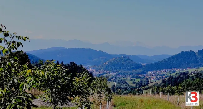 K3 - Landwirtschaftliche Grundflächen 3,6 ha, einmalige Sonnenlage mit Fernblick, einer Walnussplantage, sowie weiteren Nutzungsmöglichkeiten. - Titelbild