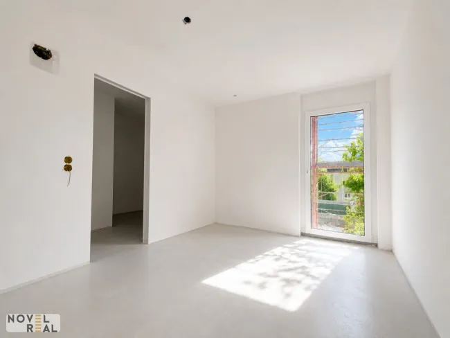 NEU | SCHNELL ENTSCHEIDEN, BEVOR ANDERE ES TUN – Top Preisvorteile | HELLE 2-ZIMMER MIT BALKON UND HERRLICHER AUSSICHT! - Bild
