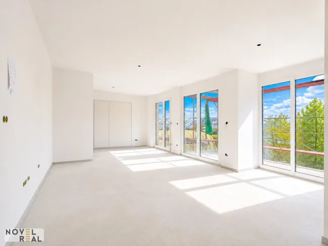 NEU | Preisaktion - Jetzt sichern! | EINZIGARTIGE WOHNUNG MIT HERRLICHER PARKBLICK - Bild