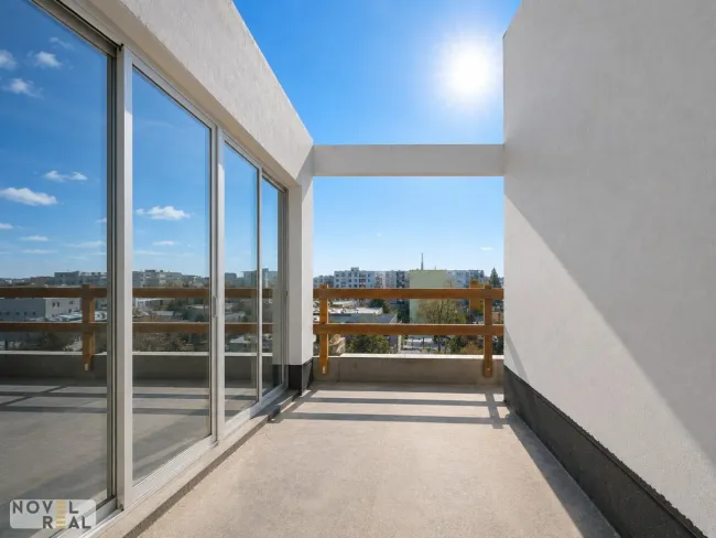 NEU | Exklusive Preisaktion |DACHTERRASSENWOHNUNG MIT TRAUMHAFTER PARKBLICK! | Bestlage zwischen Schlingermarkt und SCN - Bild