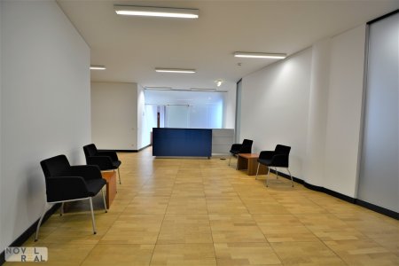 PROVIOSIONSFREIE Büroflächen