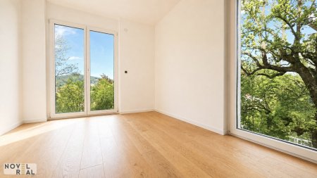 In Kürze bezugsbereit: Stilvolle 3-Zimmer-Erstbezugswohnung mit Balkon – Pool im Gemeinschaftsgarten inklusive
