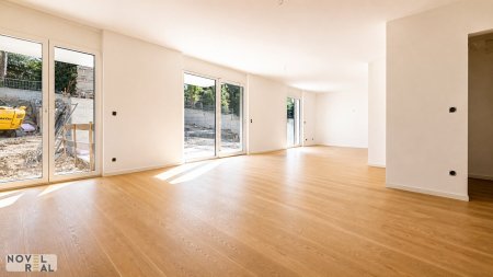 In Kürze bezugsbereit: Stilvolle 3-Zimmer-Erstbezugswohnung mit Balkon – Pool im Gemeinschaftsgarten inklusive