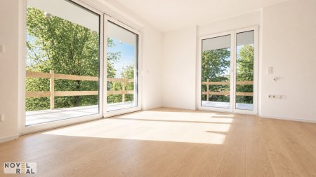 Kurz vor Fertigstellung: Großzügige 4,5-Zimmer-Gartenwohnung mit Terrasse, drei Balkonen und exklusivem Highlight – Pool im Gemeinschaftsgarten!