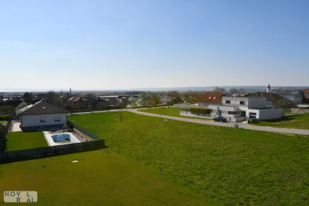 NEU ERRICHTETE, EXKLUSIVE VILLA MIT TRAUMHAFTEN SEEBLICK IN TOPLAGE