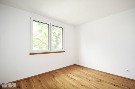 Erstbezug: 3 Zimmer Wohnung in verkehrsgünstiger Lage