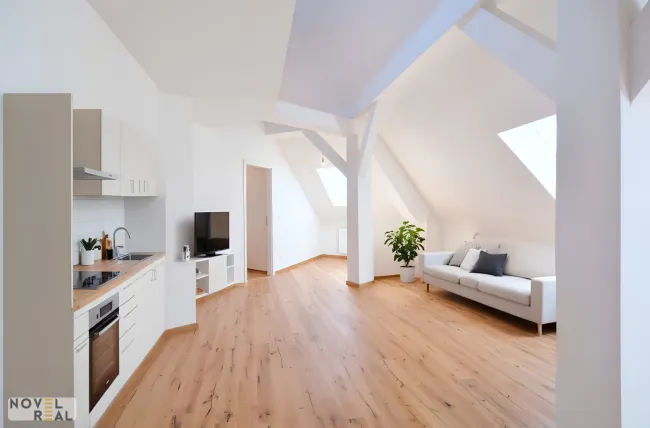 Lichtdurchflutete Dachgeschoßwohnung in Top-Lage von Wien - Bild