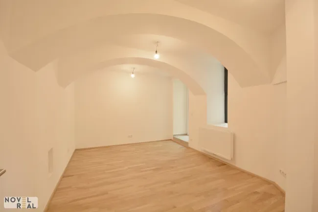 Bezaubernde Souterrain-Wohnung mit 53 m² und Gartenanteil - ideal für Singles oder als Investment! - Bild