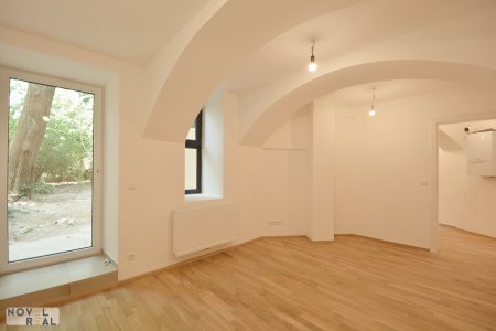Bezaubernde Souterrain-Wohnung mit 53 m² und Gartenanteil - ideal für Singles oder als Investment!