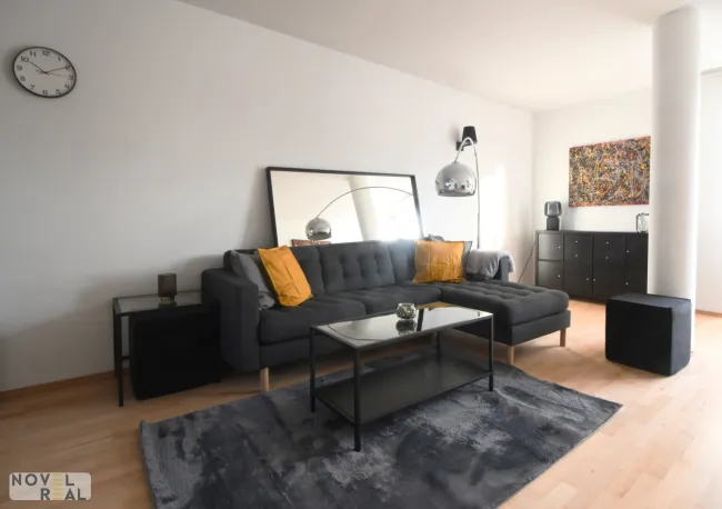 Jetzt Zuschlagen! Moderne voll möblierte 3-Zimmer-Wohnung . - Titelbild