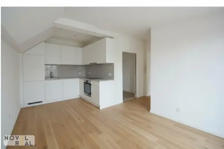 Ihr Rückzugsort im Freien – moderne Dachgeschoss-Wohnung mit großer Terrasse